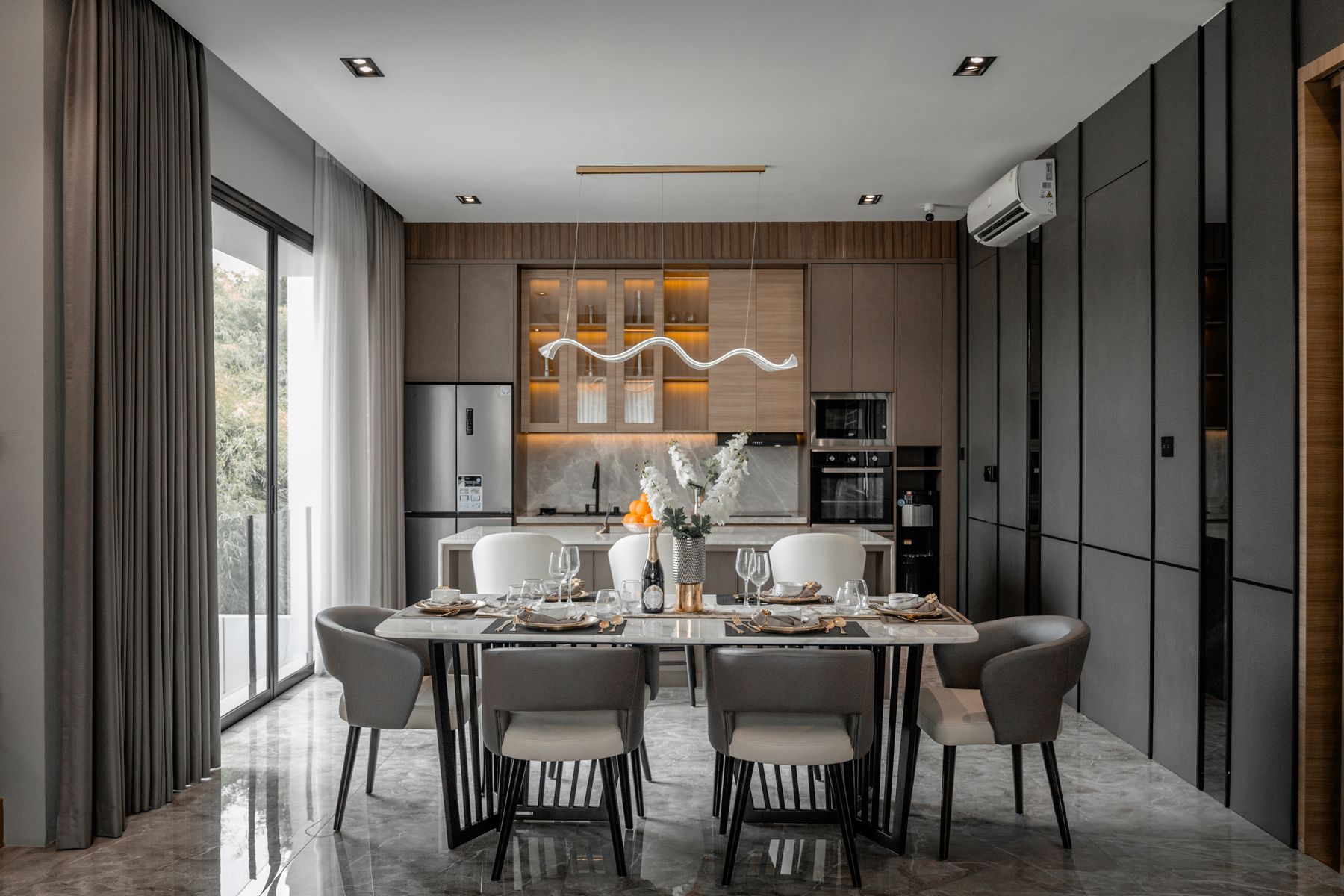 Room for everyone — dining spaces design inspiration